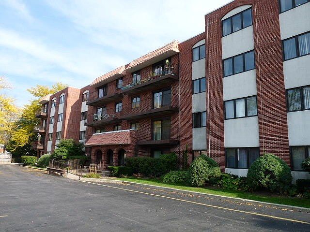 1st image of 2086 Saint Johns Ave