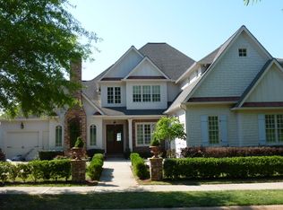 6834 S Bluff Ct, Gainesville, GA 30506