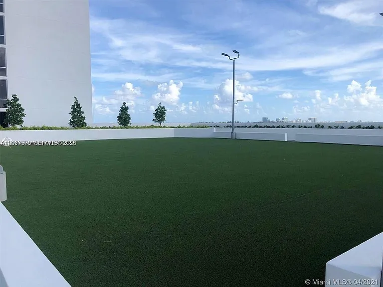 16385 Biscayne Blvd #3019 — Photo 4