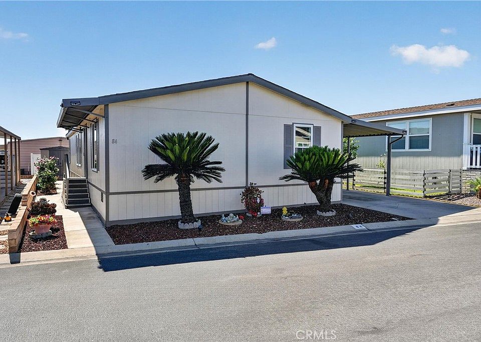 1st image of 12400 Cypress Ave Space 84