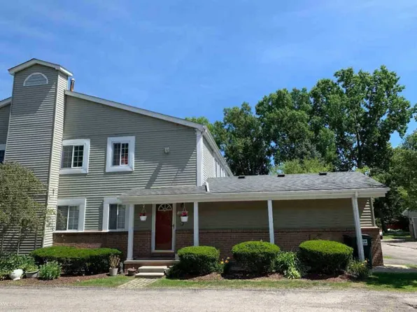 2084 Woodrow Wilson Blvd #1, West Bloomfield, MI 48324