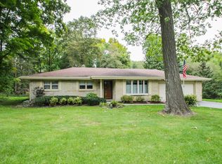 14800 W Fleetwood Ln, New Berlin, WI 53151