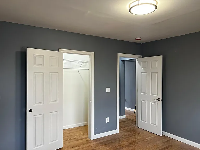 9 Thayer Ct #6 — Photo 7