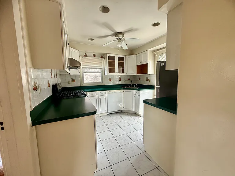 203 Rockaway Pkwy #2 — Photo 4