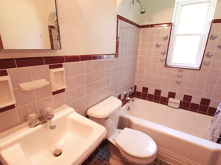 3897 Vine St — Photo 11