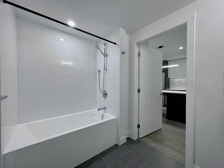7738 119a St #418 — Photo 13