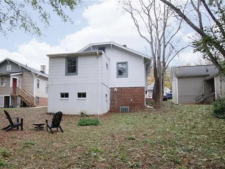 140 W Acadia Ave — Photo 17