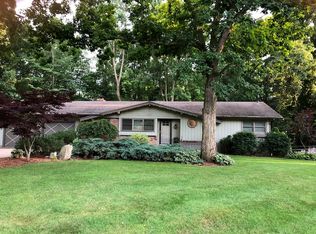 495 Indian Hills Dr, Hastings, MI