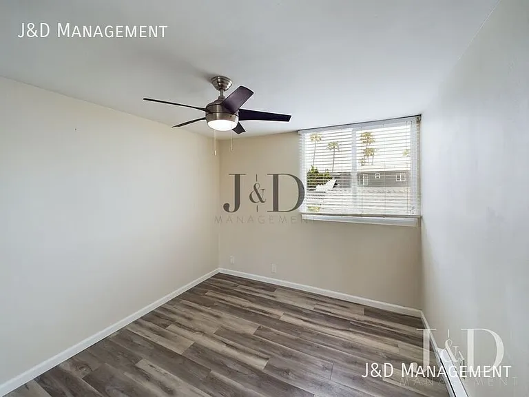 1120 S Pacific St — Photo 9