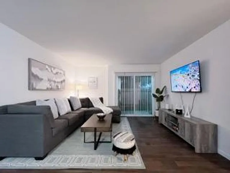 2120 Roosevelt Ave #3 — Photo 14