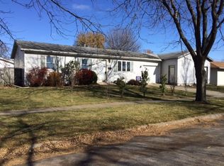 1181 Avenue E, Rochelle, IL 61068