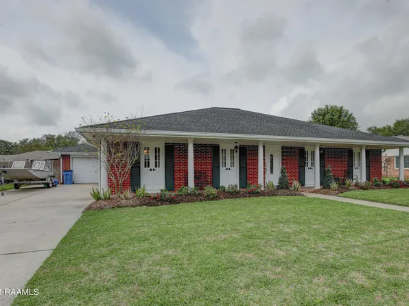 120 Oakwood Dr, Franklin, LA 70538