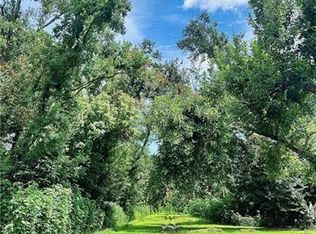 David Dr, Boutte, LA 70039