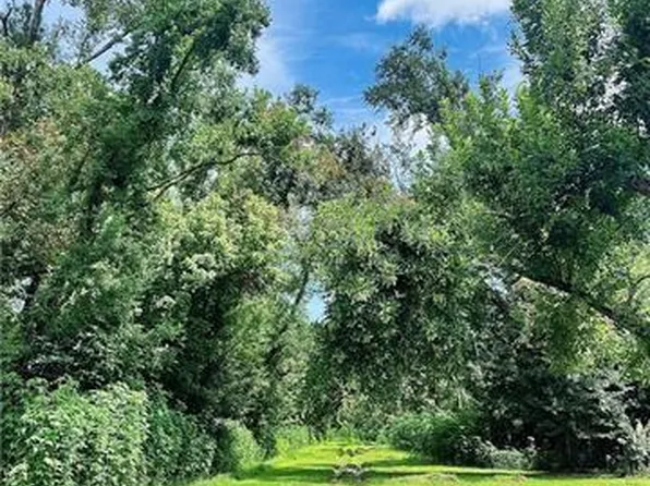 David Dr, Boutte, LA 70039