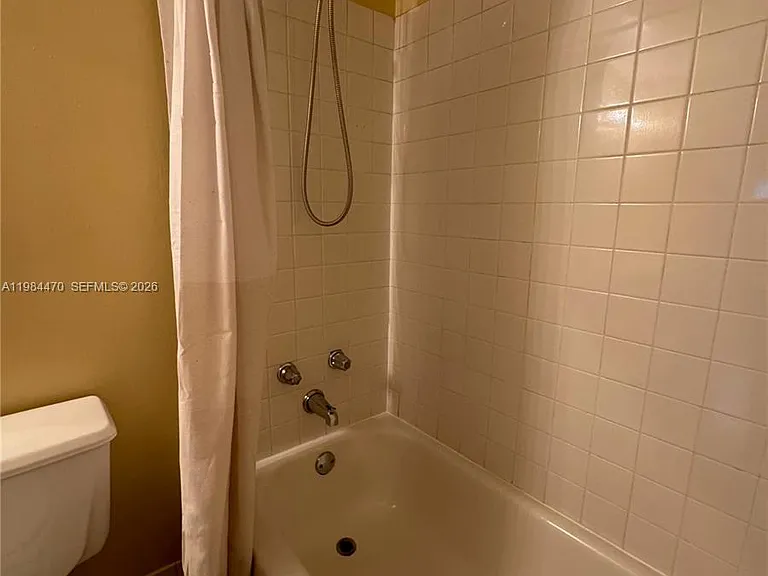 505 NW 177th St #103 — Photo 18