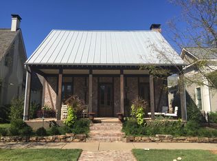 1915 Sanders St, Conway, AR 72032