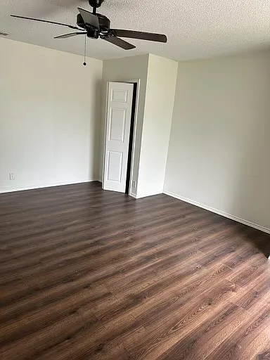 Building Photo - 1119 Pebblebrook Dr