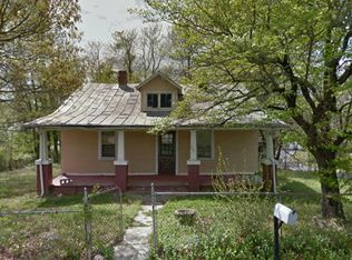 102 Lamberth St, Reidsville, NC 27320