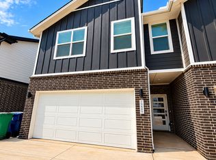 19609 Horseshoe Ave, Edmond, OK 73012