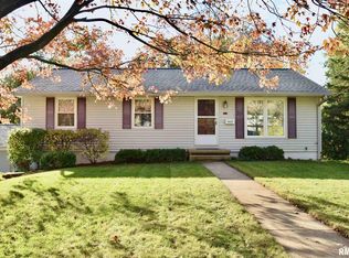 5927 N Hamilton Rd, Peoria, IL 61614