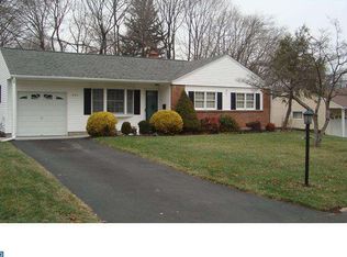 628 E Pine St, Feasterville, PA 19053