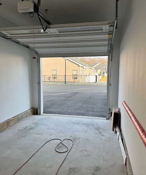 46 Whitney Ave #46 — Photo 6