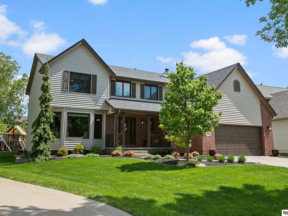 1st image of 4718 Birch Creek Dr