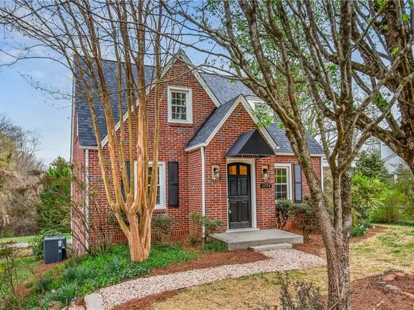 1776 Polo Rd, Winston Salem, NC 27106