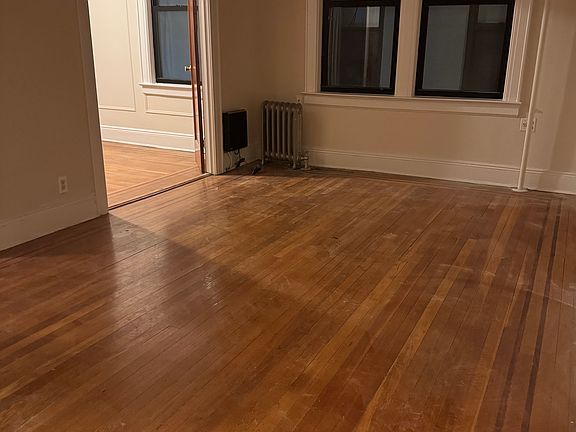 3rd image of 22-22 42nd St #1R