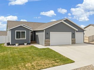 3007 Jessup Ln, Rapid City, SD 57701