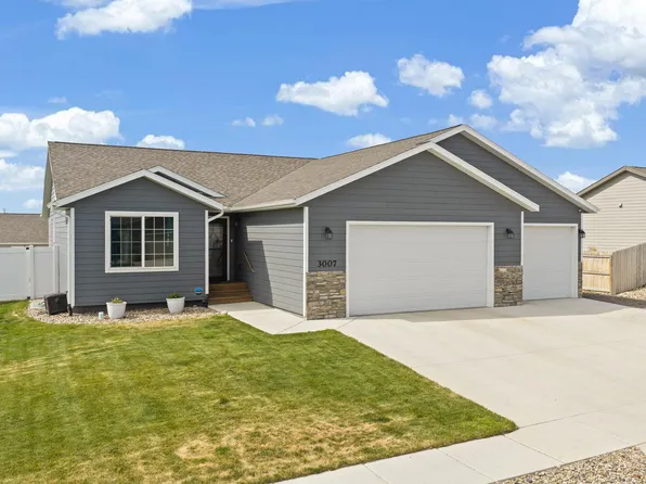 3007 Jessup Ln, Rapid City, SD 57701