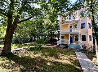 135 W Park St #1, Providence, RI 02908