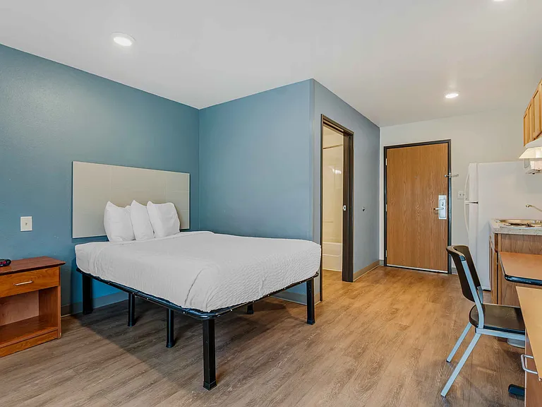 Studio Suite - 1 Full Bed