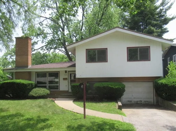 3636 Elm Ct, Flossmoor, IL 60422