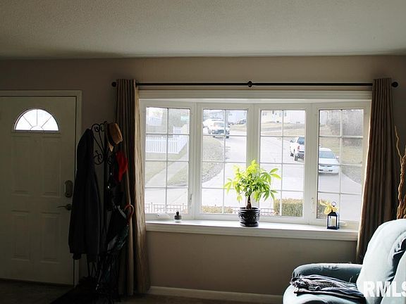 4th image of 3129 Magnolia Ct