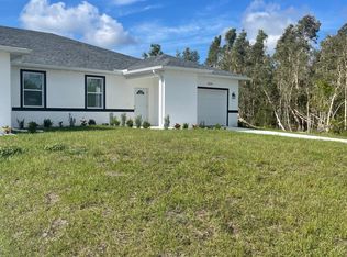 5131 30th St SW, Lehigh Acres, FL 33973