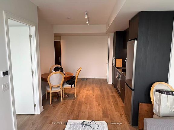 3rd image of 3009 Novar Rd #1109