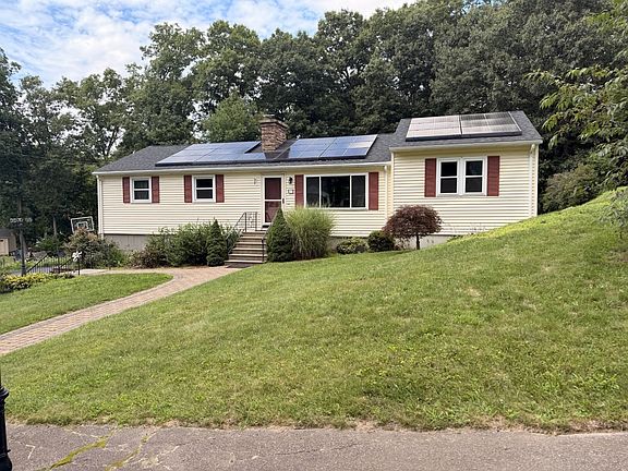 2nd image of 57 Laurel Ln