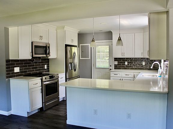 2nd image of 9 Douglas Cir