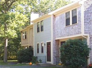 300 Falmouth Rd APT 7A, Mashpee, MA 02649