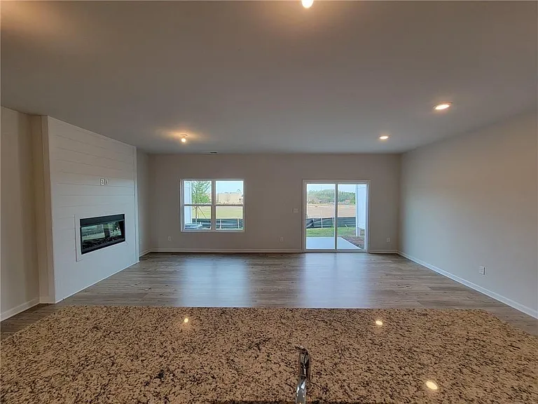 59 Founders Dr — Photo 4
