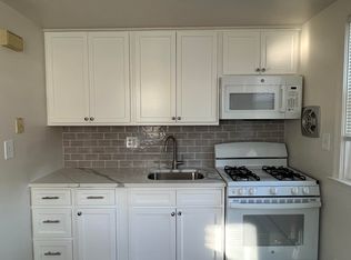 3524 Rhoads Ave APT D, Newtown Square, PA 19073