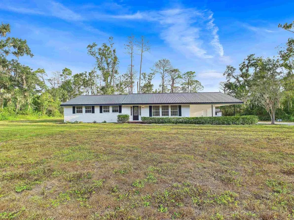 136 Palmetto St, Perry, FL 32348