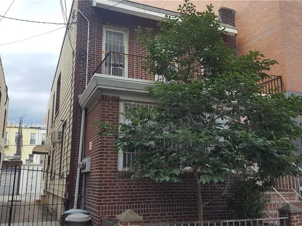 879 54th St, Brooklyn, NY 11220