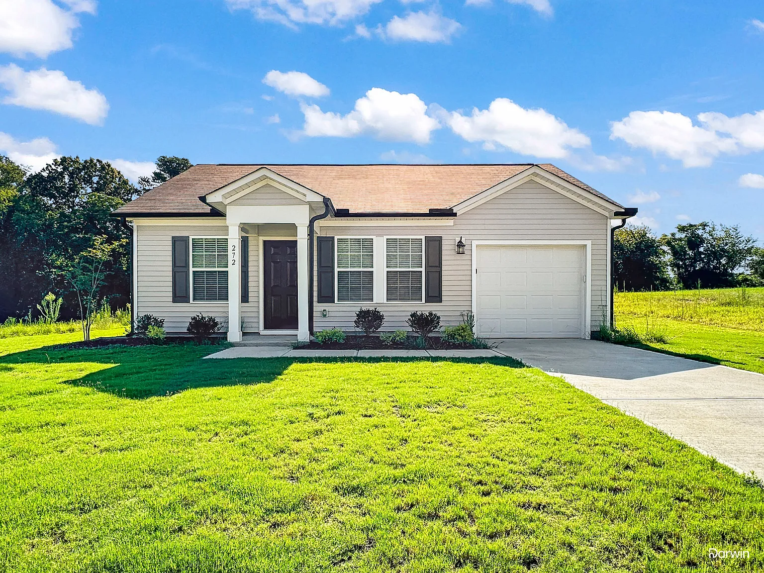 4 bed, 2.5 bath, 1426 sqft, $1,710 — Photo 1