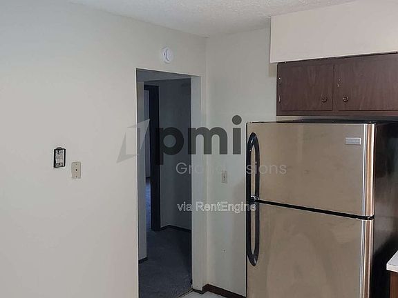 4th image of 371 Southland Dr #39
