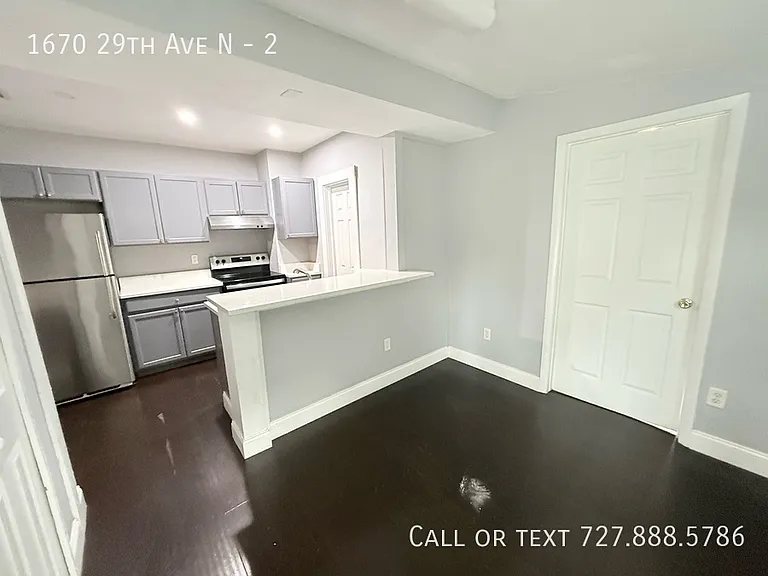 1670 29th Ave N #2 — Photo 24