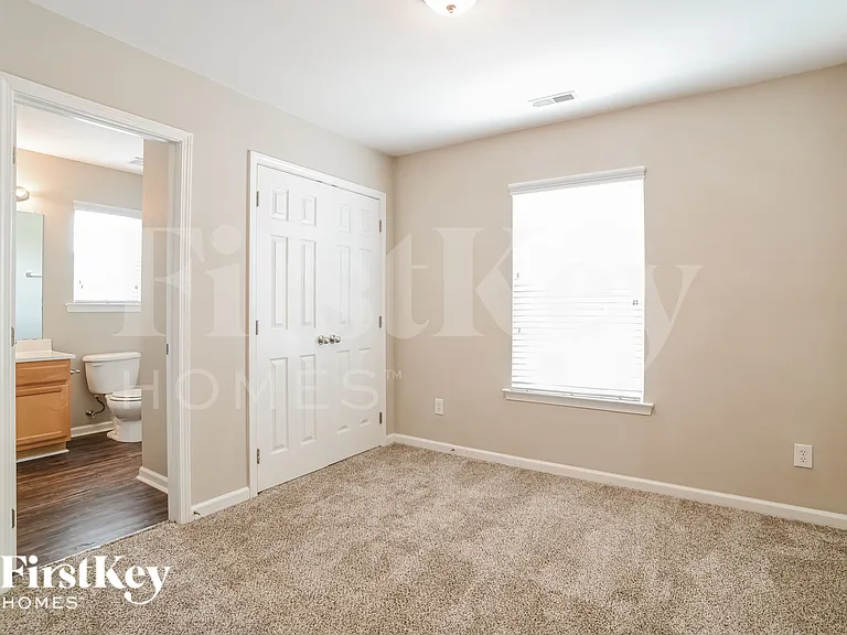723 Marthas View Dr — Photo 11