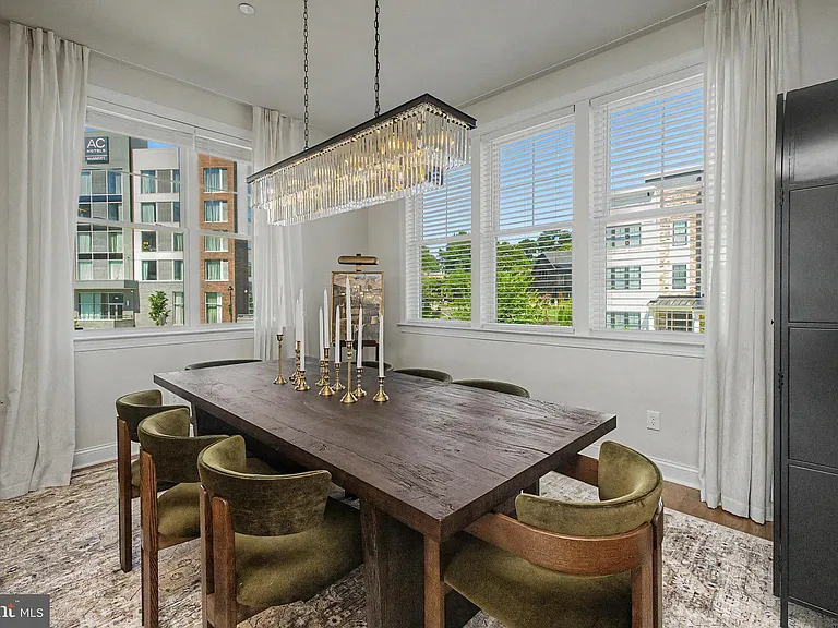 300 Squire Dr — Photo 16