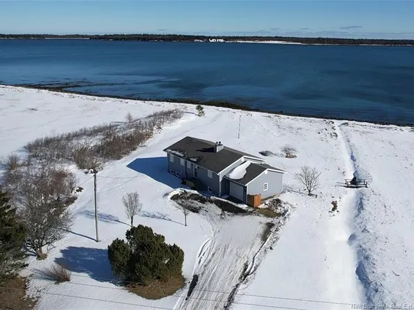 161 Ingalls Head Rd, Grand Manan, NB E5G 3G5